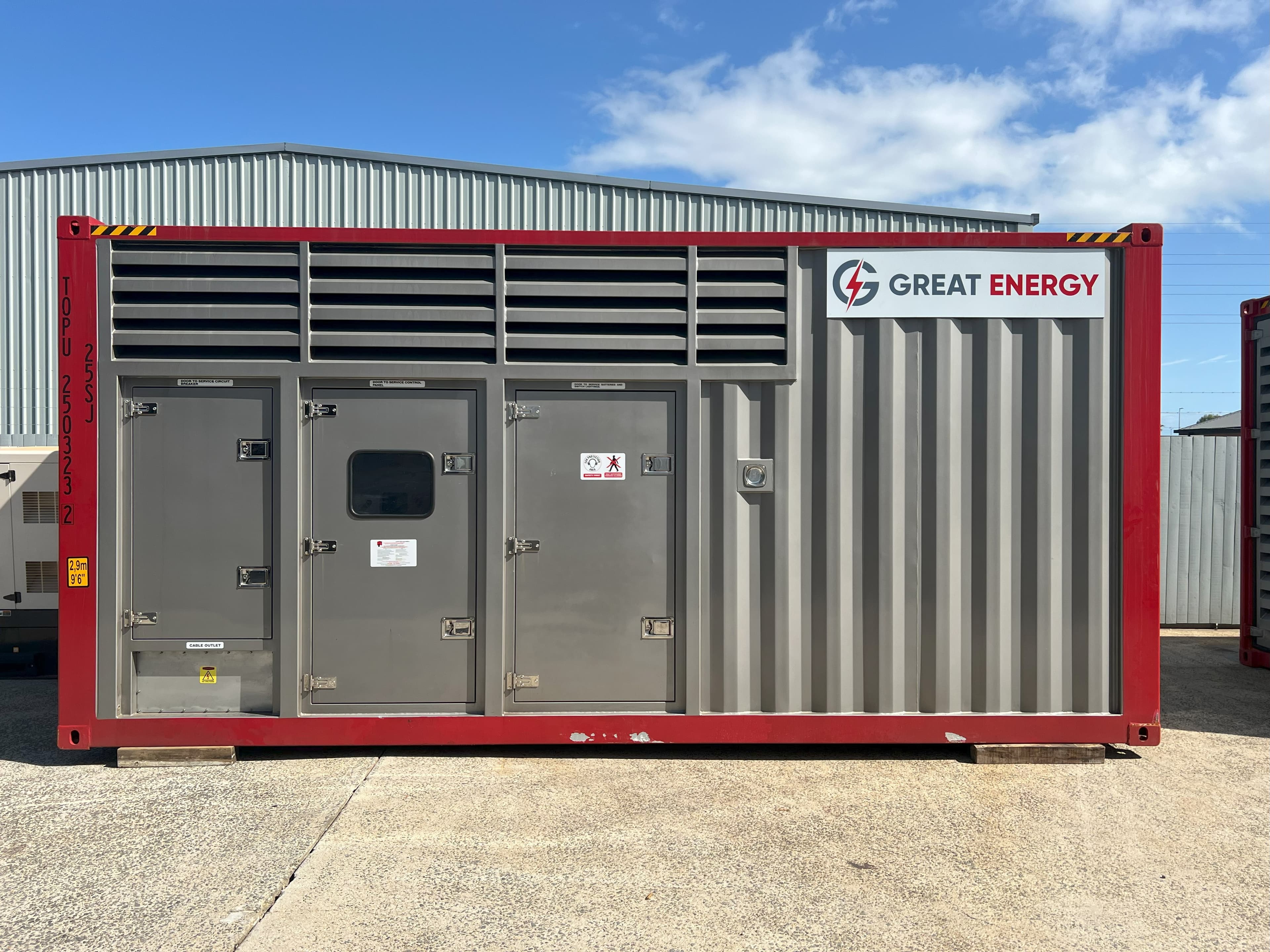 1400 kVA Three Phase Generator